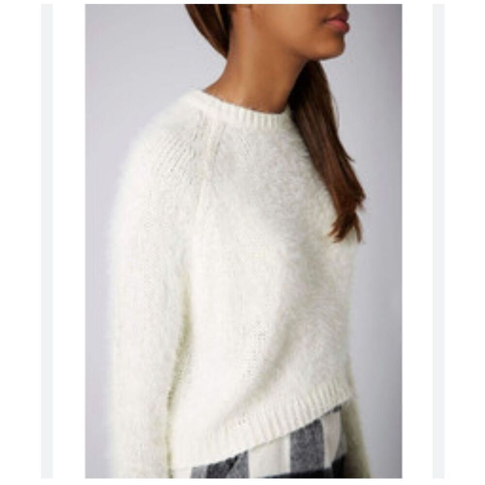 Topshop fluffy crewneck cropped long sleeved sweater